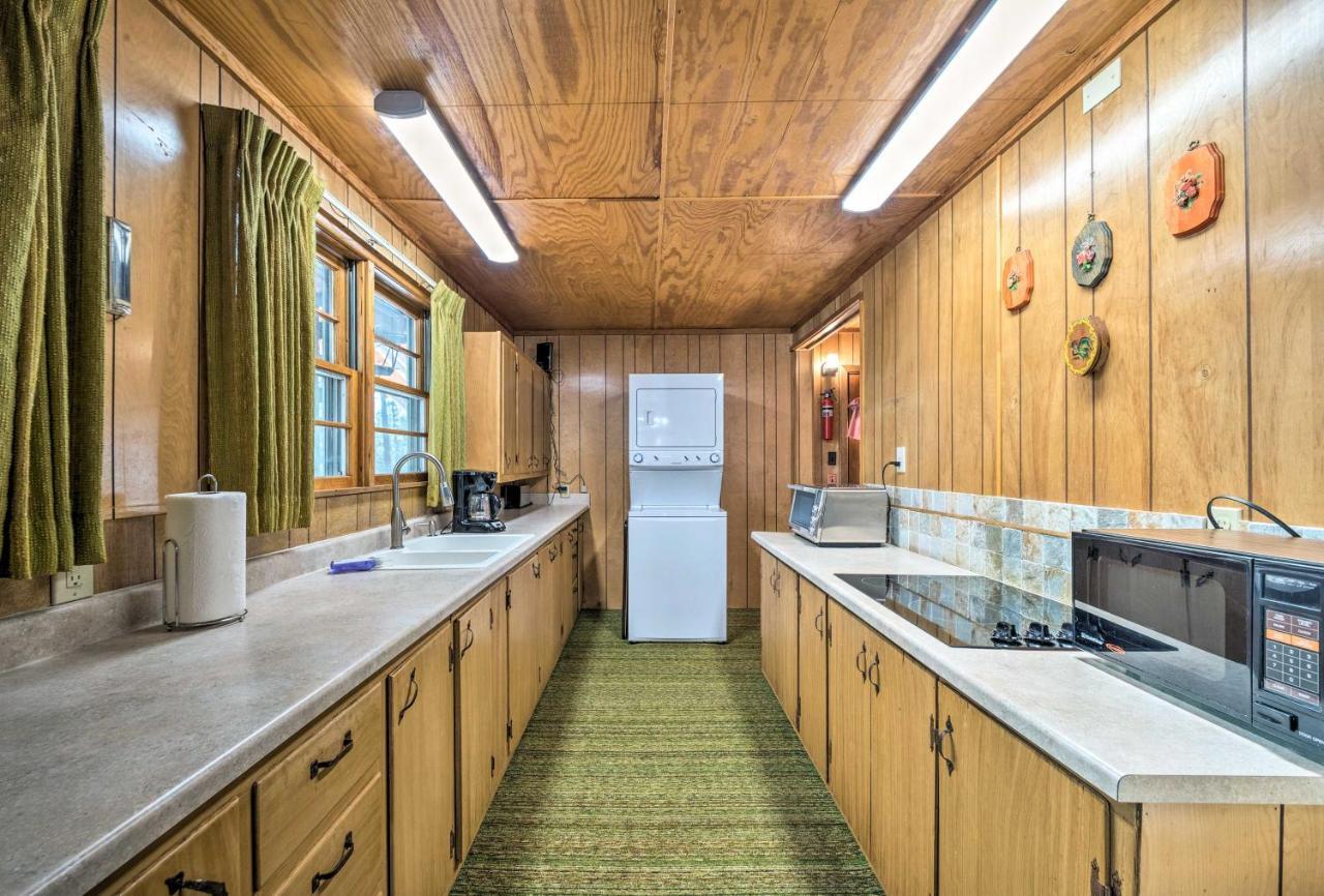 Ruidoso Cabin With Forest Views And Covered Porch Kültér fotó