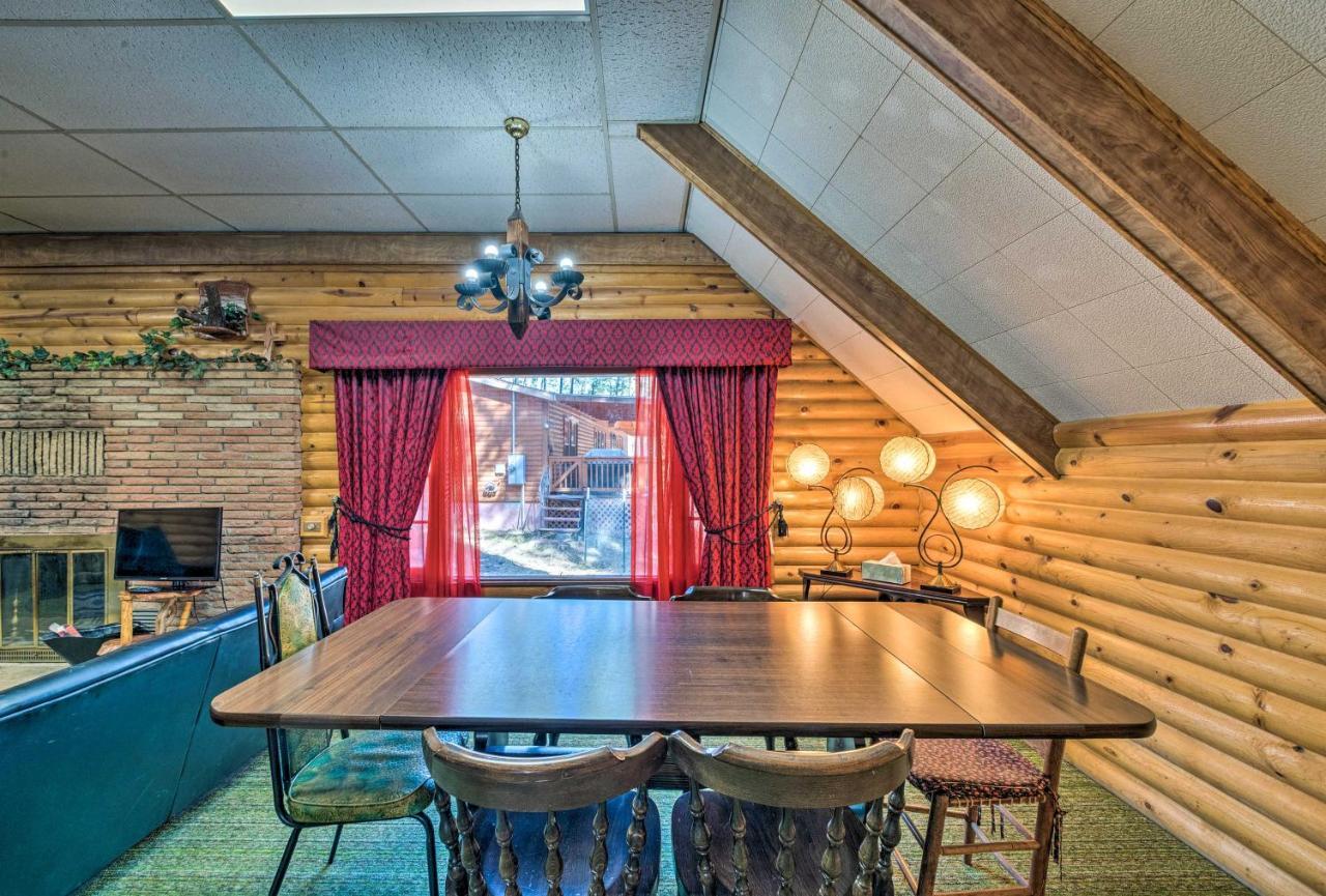 Ruidoso Cabin With Forest Views And Covered Porch Kültér fotó